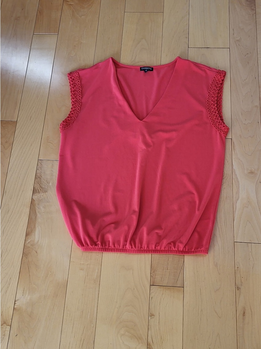 Express Coral V-Neck Crochet Cap Sleeve Tank